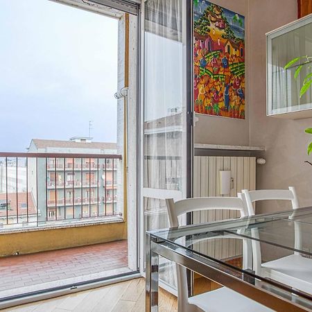 Joivy Vibrant Flat With Balcony Apartamento Milão Exterior foto